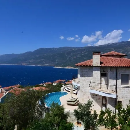 Villa Yarimada