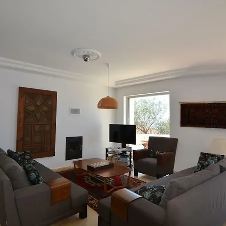 Yarimada Villa