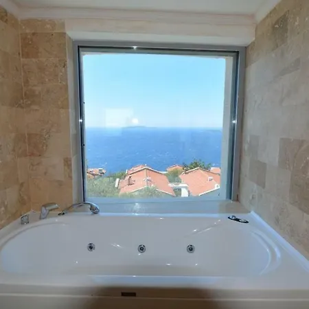 Yarimada Villa